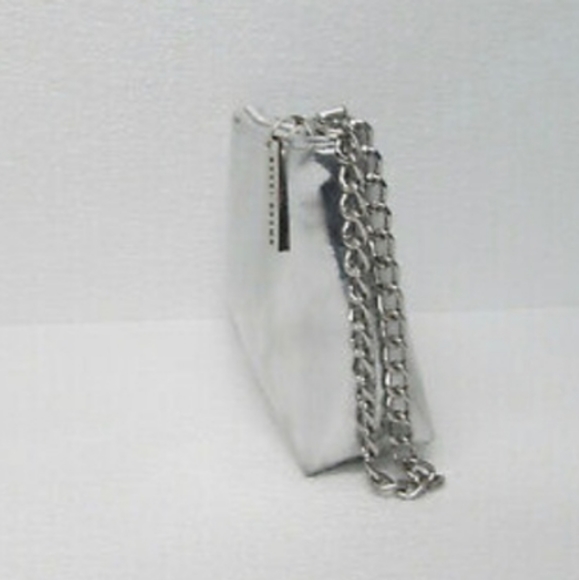 Bobbi Brown Metallic Silver Makeup Bag Cosmetic Case Wristlet Wallet Purse - Picture 3 of 16